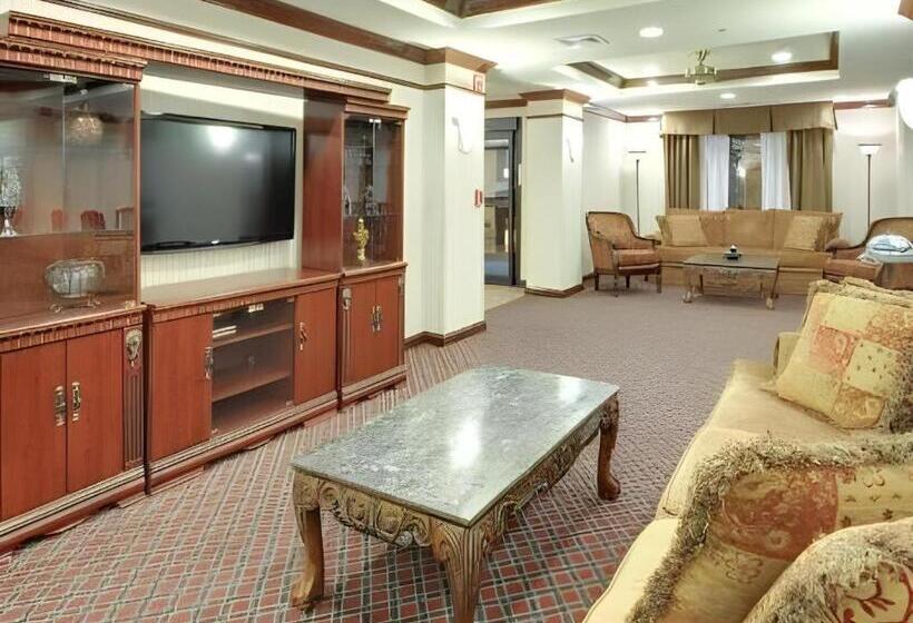 Holiday Inn Express Hotel & Suites Cleveland By Ihg