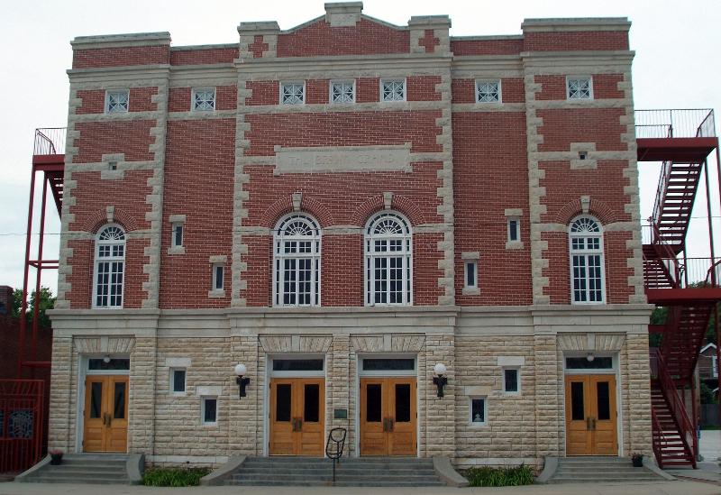 Holiday Inn Express Hotel & Suites Concordia Us 81, An Ihg