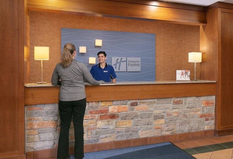 Holiday Inn Express Hotel & Suites Coralville, An Ihg