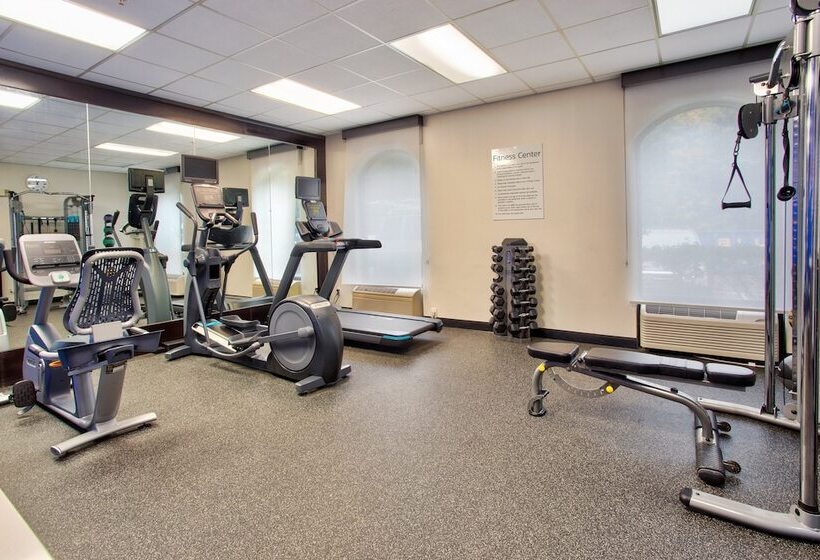 Holiday Inn Express Hotel & Suites Dover, An Ihg