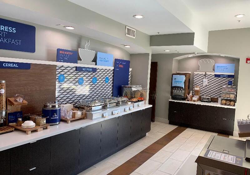 Holiday Inn Express Hotel & Suites El Dorado Hills, An Ihg