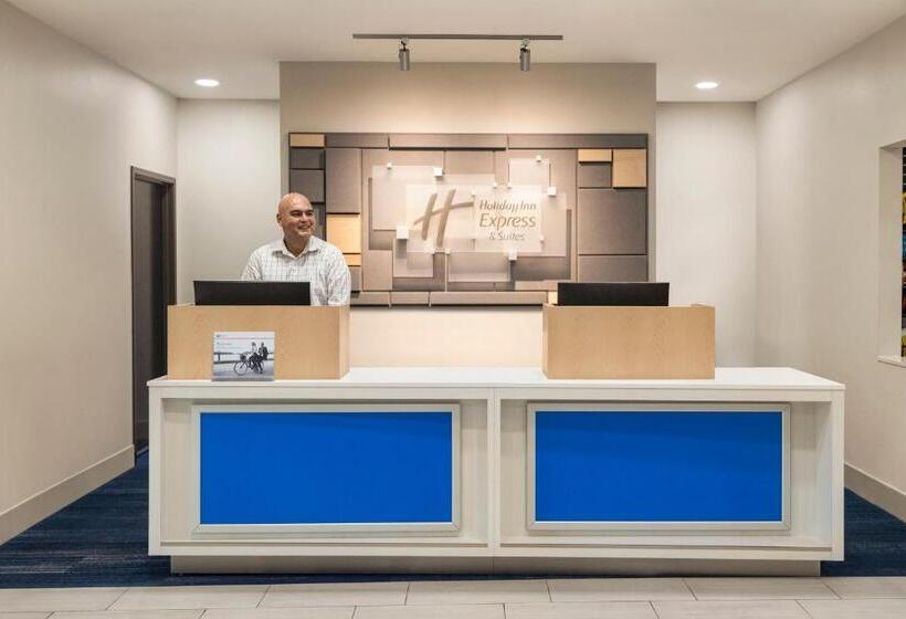 Holiday Inn Express Hotel & Suites Fort Myers East   The Forum, An Ihg