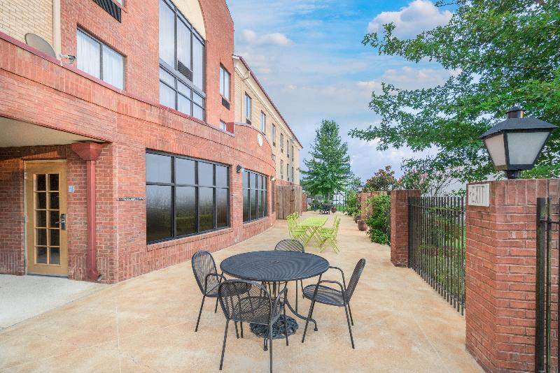 Holiday Inn Express Hotel & Suites  Gadsden, An Ihg