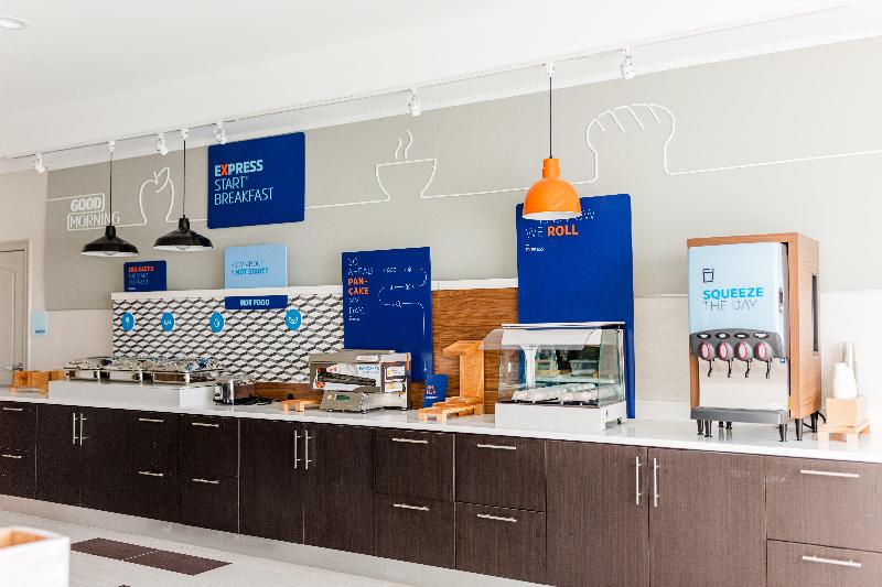 Holiday Inn Express Hotel & Suites Greenville, An Ihg