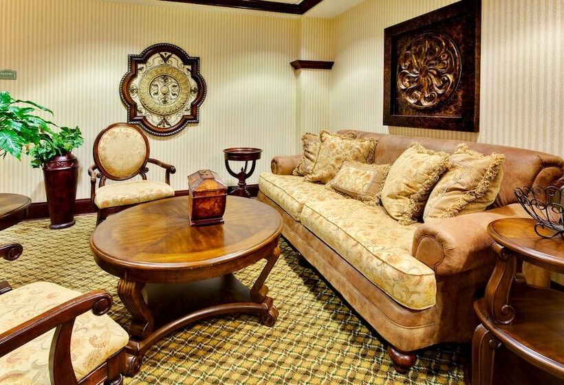 فندق Holiday Inn Express & Suites   Greenwood By Ihg