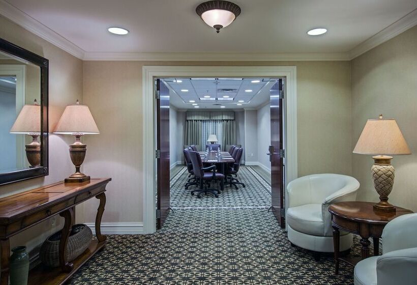 Holiday Inn Express Hotel & Suites Jackson   Flowood, An Ihg