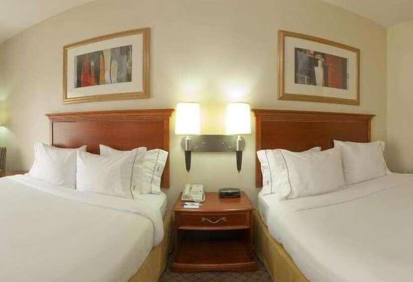 Holiday Inn Express Hotel & Suites Jackson   Flowood, An Ihg