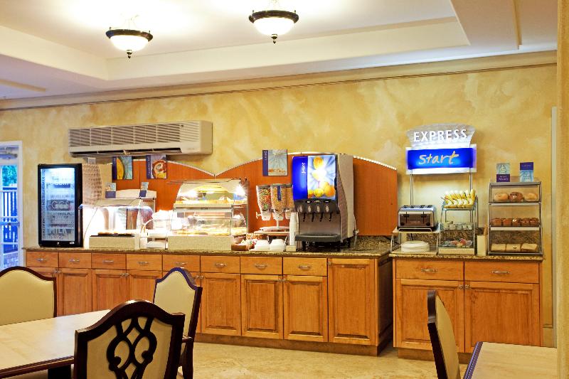 Holiday Inn Express Hotel & Suites Lafayette South, An Ihg