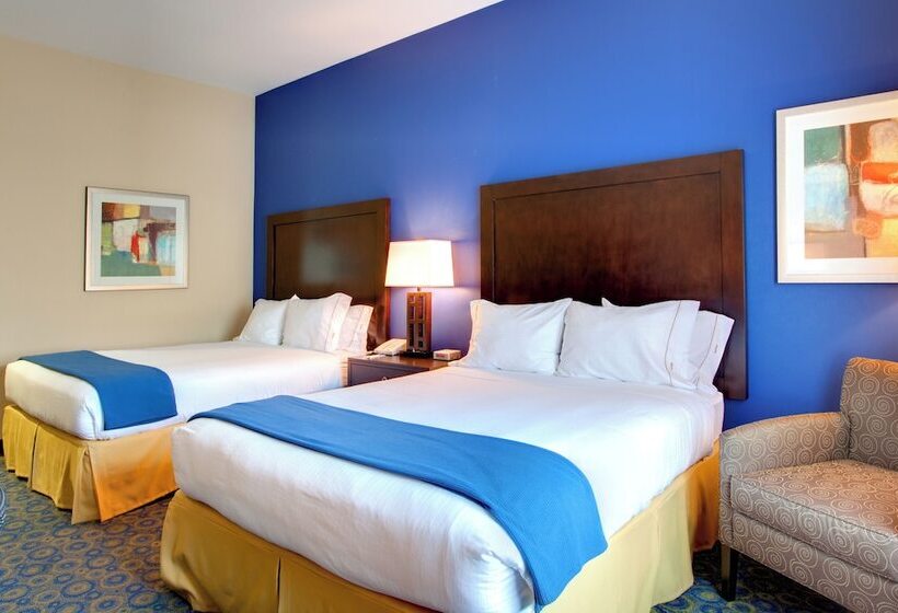 Holiday Inn Express Hotel & Suites Lake Elsinore, An Ihg