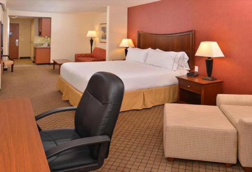 Holiday Inn Express Hotel & Suites Lincoln By Ihg