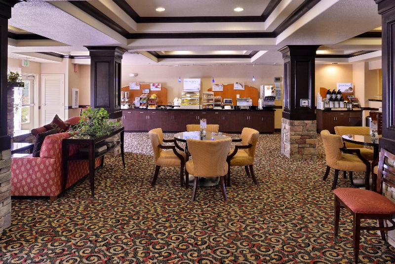 Holiday Inn Express Hotel & Suites Lincoln By Ihg