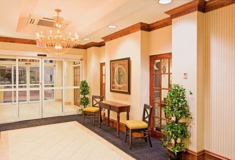 Holiday Inn Express Hotel & Suites Lucedale, An Ihg