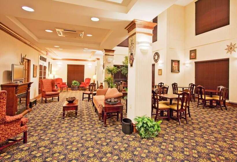 Holiday Inn Express Hotel & Suites Lucedale, An Ihg