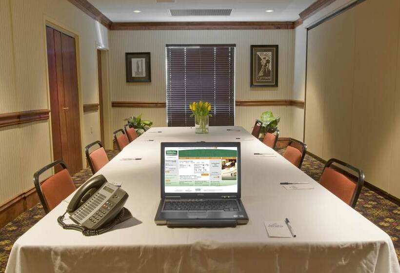 Holiday Inn Express Hotel & Suites Lucedale, An Ihg