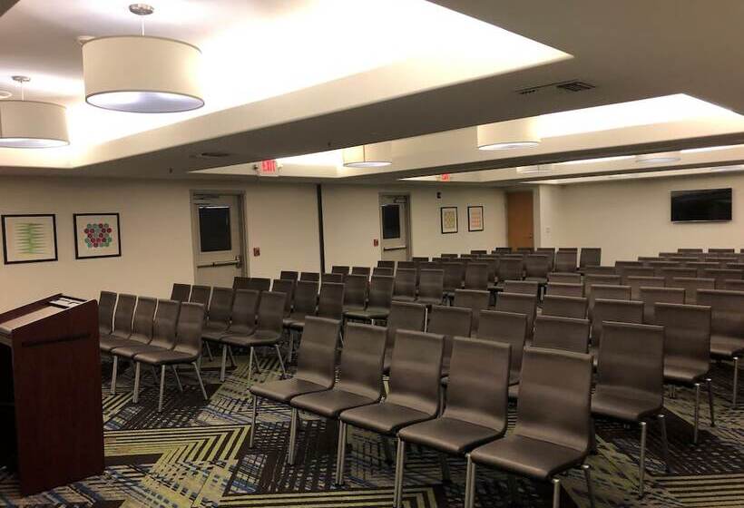 Holiday Inn Express Hotel & Suites Modesto Salida, An Ihg