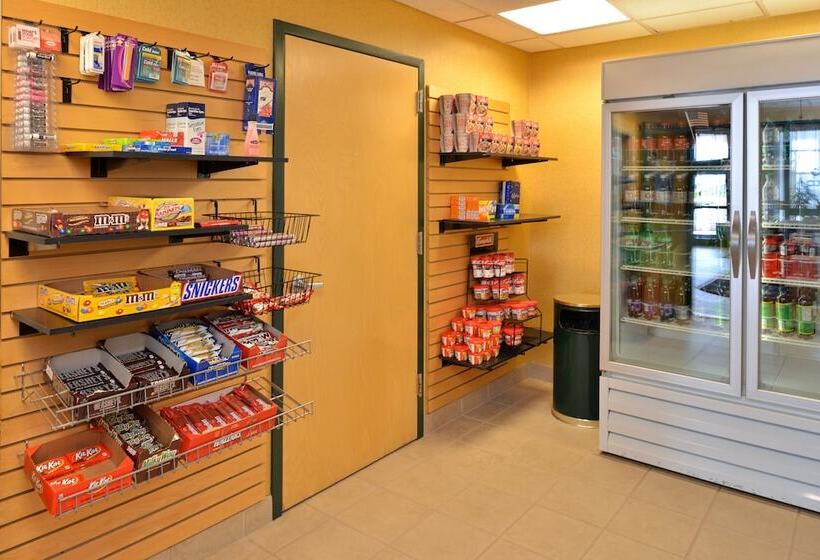 هتل Holiday Inn Express & Suites   Ocean City, An Ihg