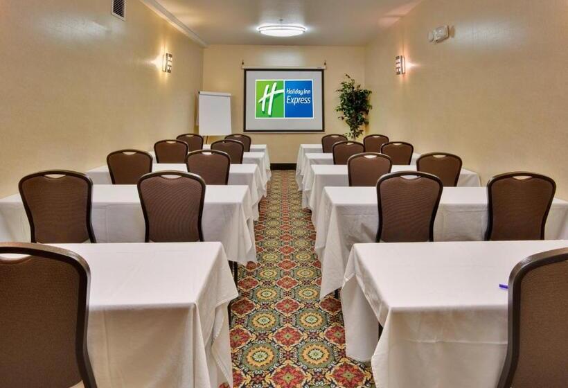 Holiday Inn Express Hotel & Suites Ontario Airport Mills Mall, An Ihg