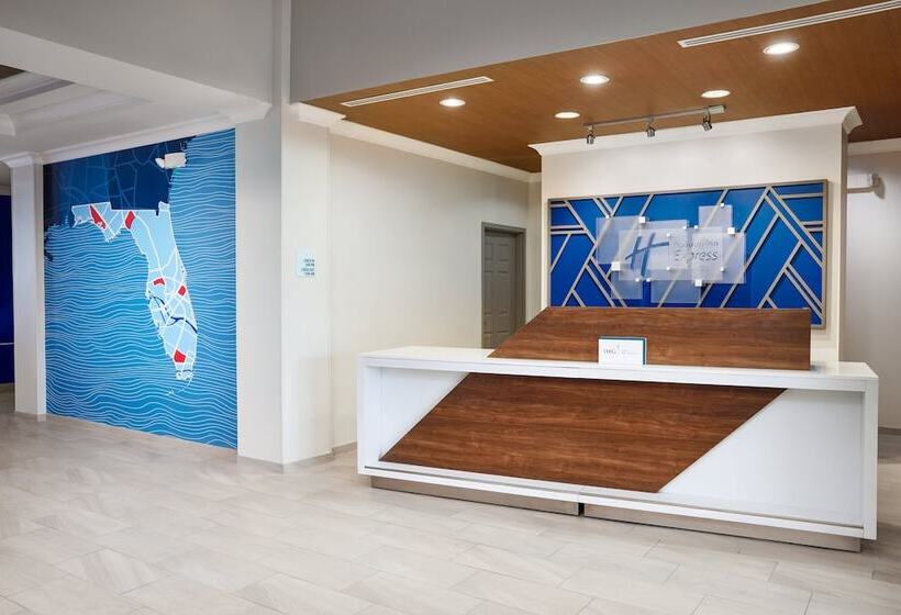 Holiday Inn Express Hotel & Suites Port St. Lucie West, An Ihg