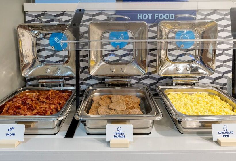 Holiday Inn Express Hotel & Suites Salisbury   Delmar, An Ihg