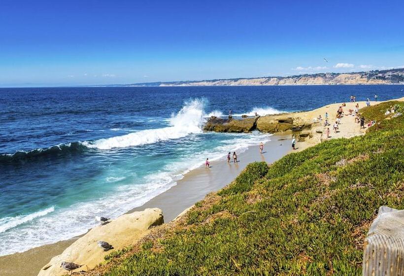 Holiday Inn Express Hotel & Suites Solana Beach Del Mar, An Ihg