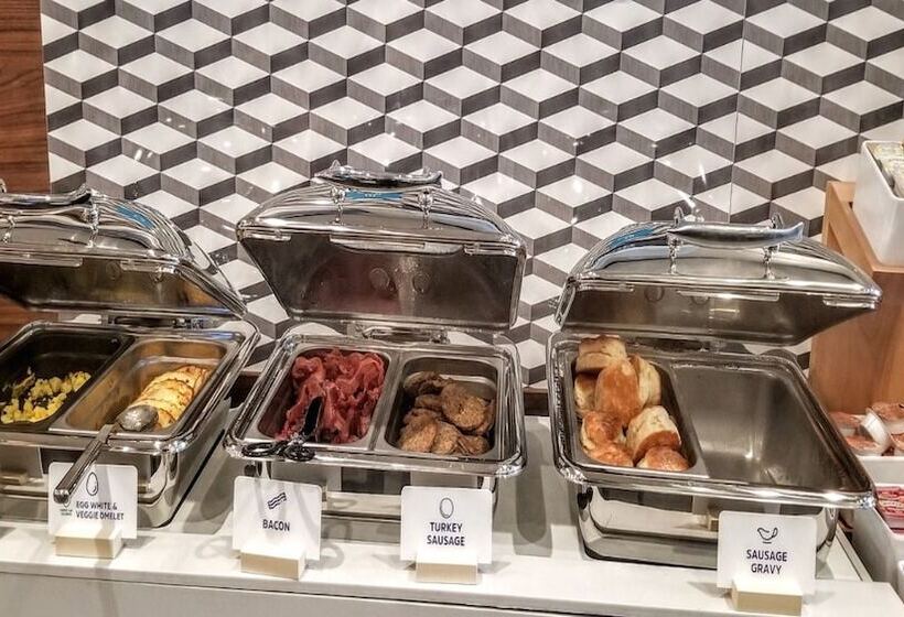 Holiday Inn Express Hotel & Suites Solana Beach Del Mar, An Ihg