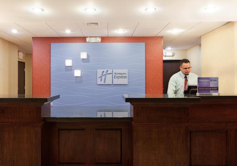 Holiday Inn Express Hotel & Suites Swansea, An Ihg