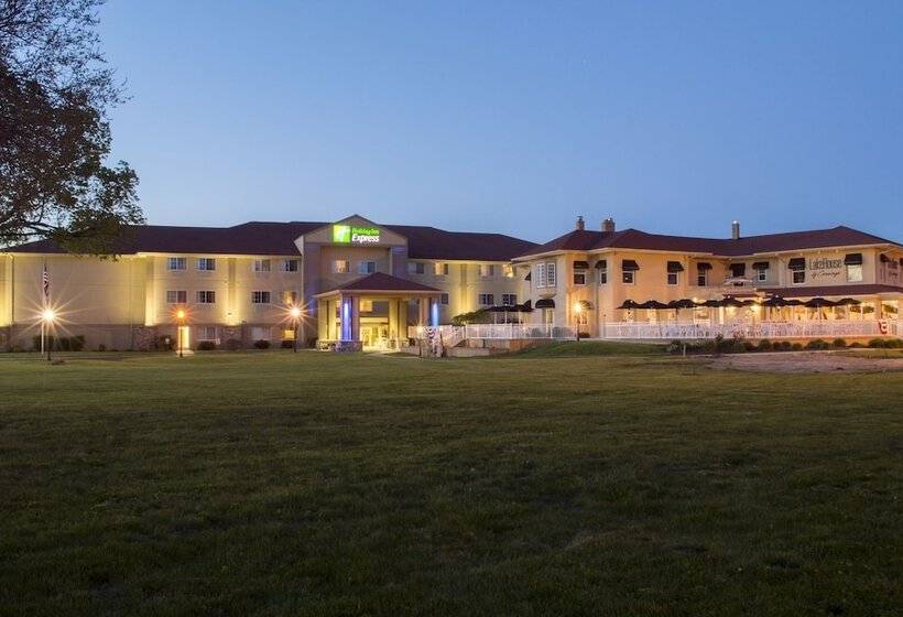 Holiday Inn Express Hotel & Suites Saint Joseph, An Ihg