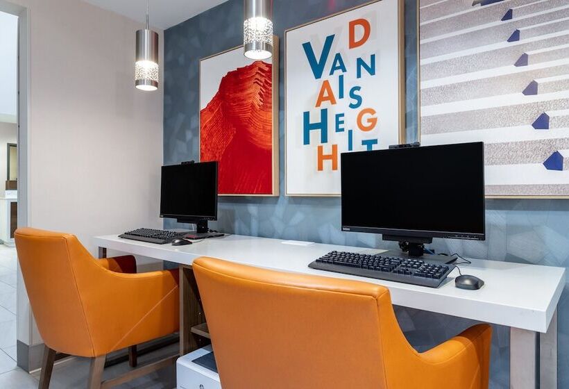 Holiday Inn Express Hotel & Suites St. Paul, An Ihg