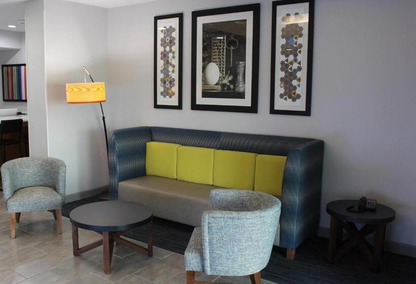 فندق Holiday Inn Express & Suites   Enterprise, An Ihg