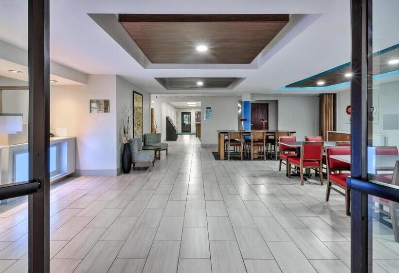 בית מלון כפרי Holiday Inn Express And Suites Three Rivers, An Ihg