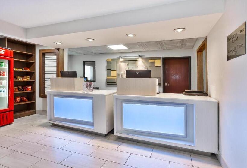 בית מלון כפרי Holiday Inn Express And Suites Three Rivers, An Ihg