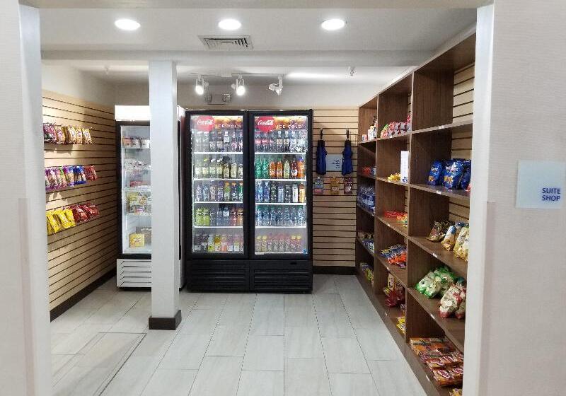 فندق Holiday Inn Express Birch Run Frankenmuth Area, An Ihg