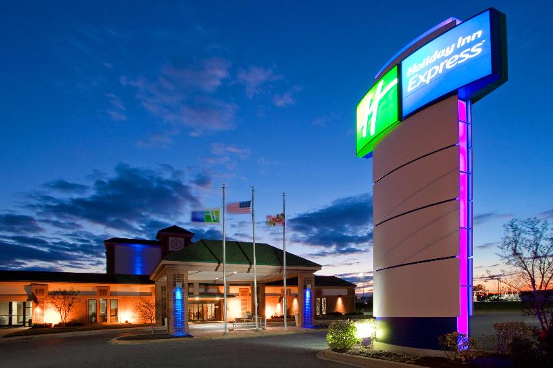 בית מלון כפרי Holiday Inn Express Cambridge, An Ihg