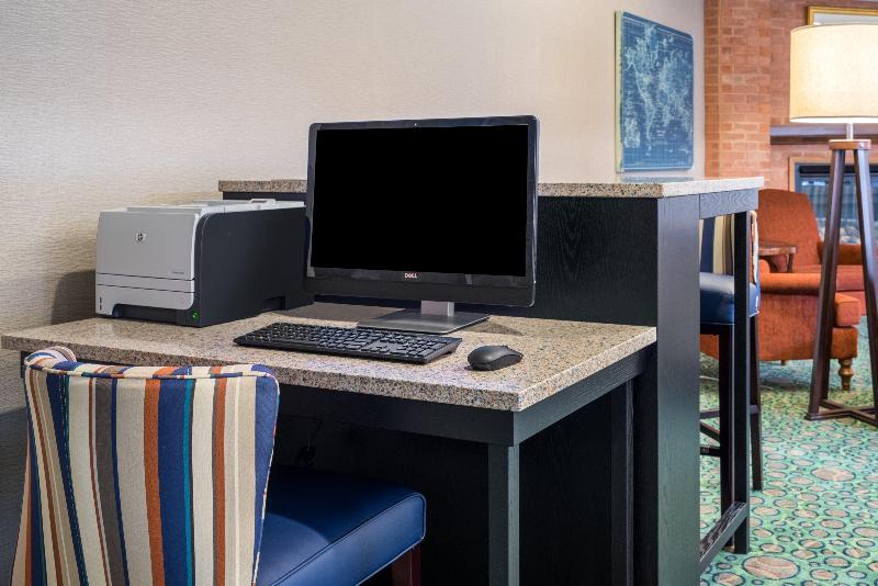 בית מלון כפרי Holiday Inn Express Cambridge, An Ihg