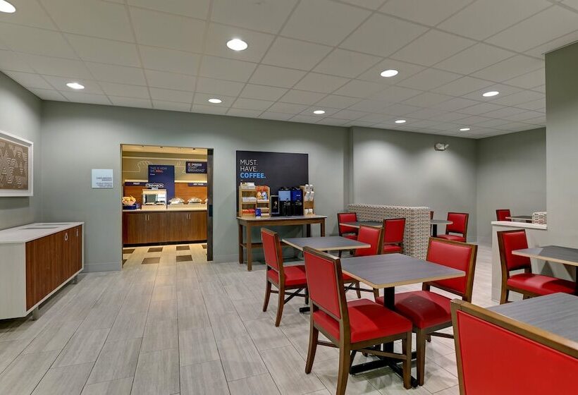فندق Holiday Inn Express Campbellsville, An Ihg