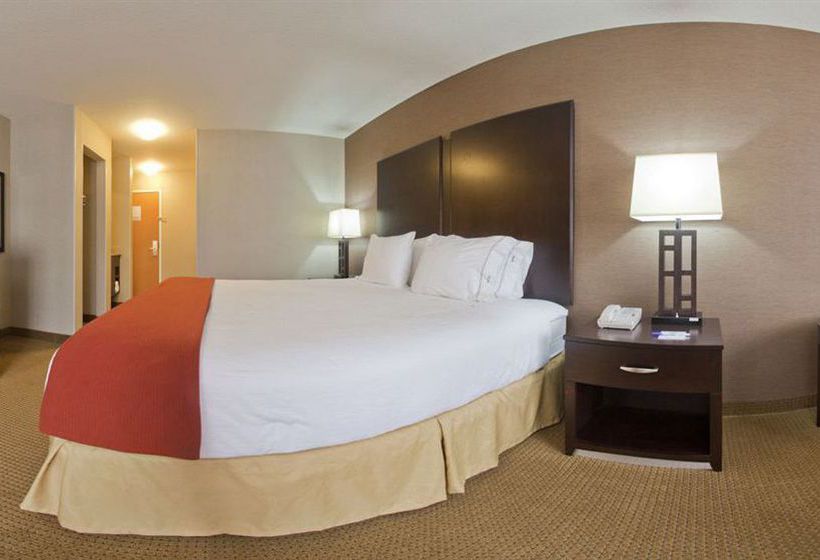 فندق Holiday Inn Express & Suites Canyonville