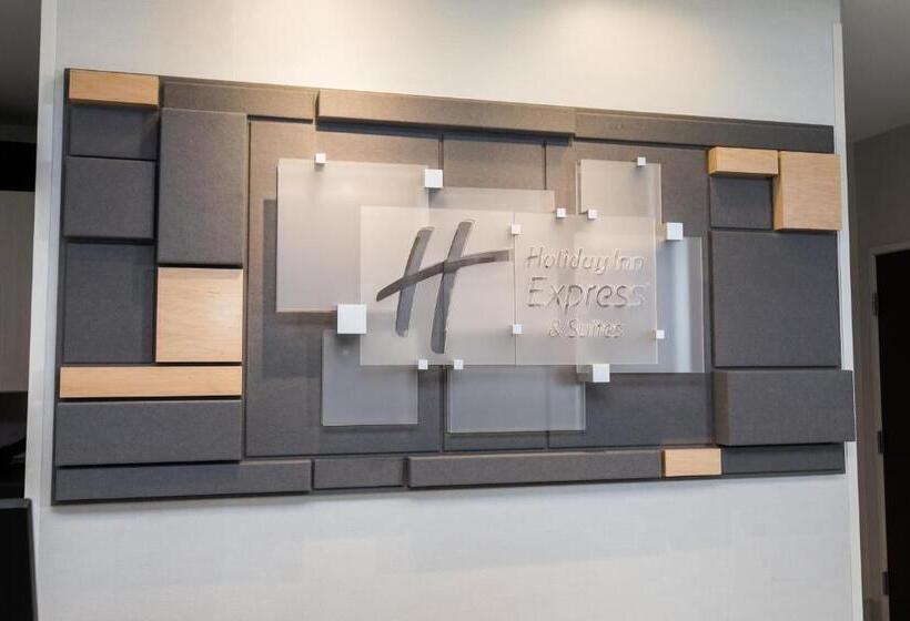 Holiday Inn Express Hotel & Suites Clinton, An Ihg