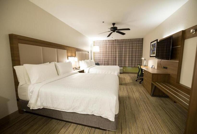 Holiday Inn Express Hotel & Suites Clinton, An Ihg