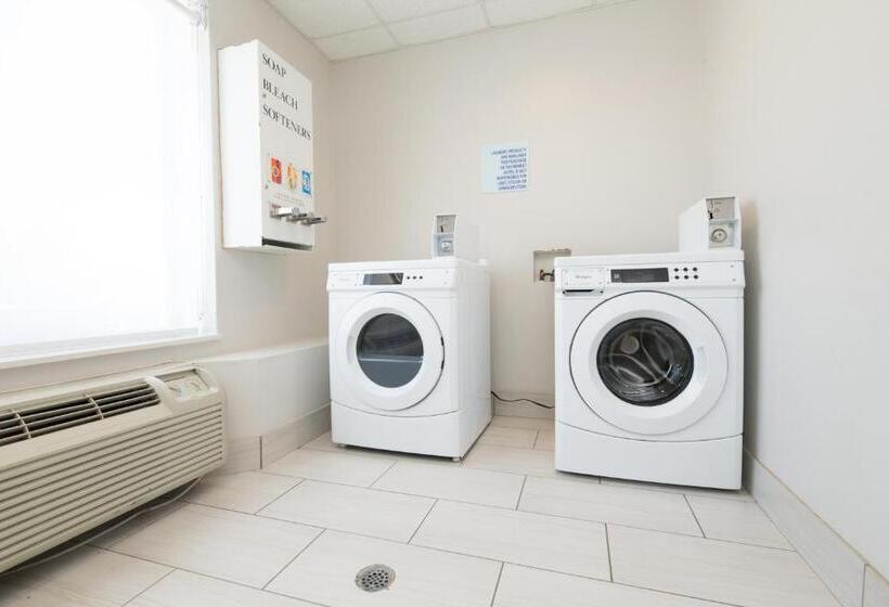 Holiday Inn Express Hotel & Suites Clinton, An Ihg