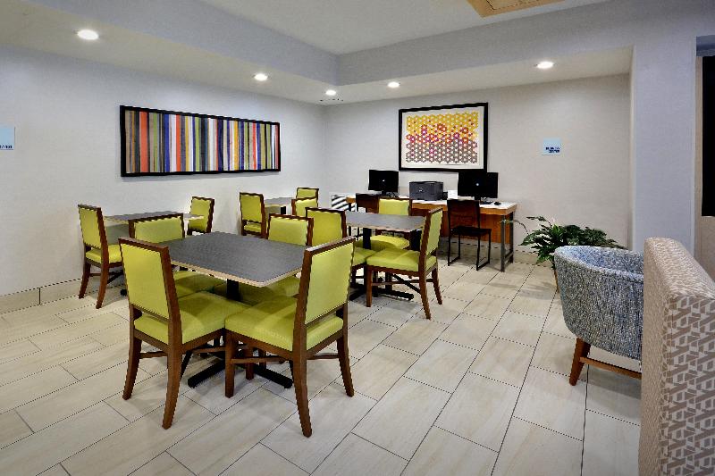 هتل Holiday Inn Express Durham, An Ihg