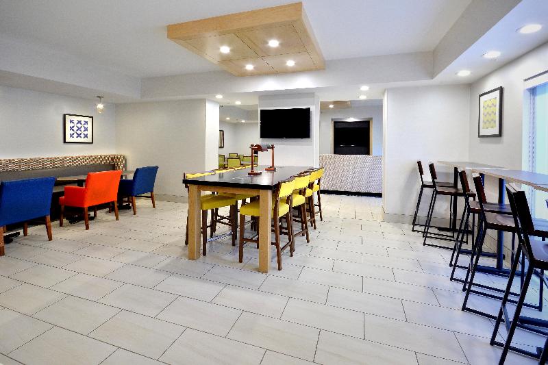 בית מלון כפרי Holiday Inn Express Durham, An Ihg