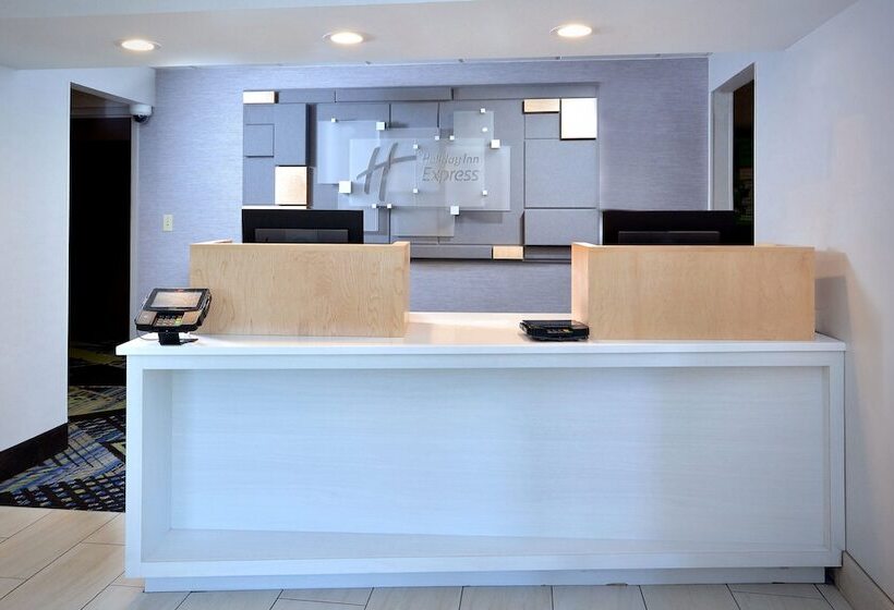 בית מלון כפרי Holiday Inn Express Durham, An Ihg