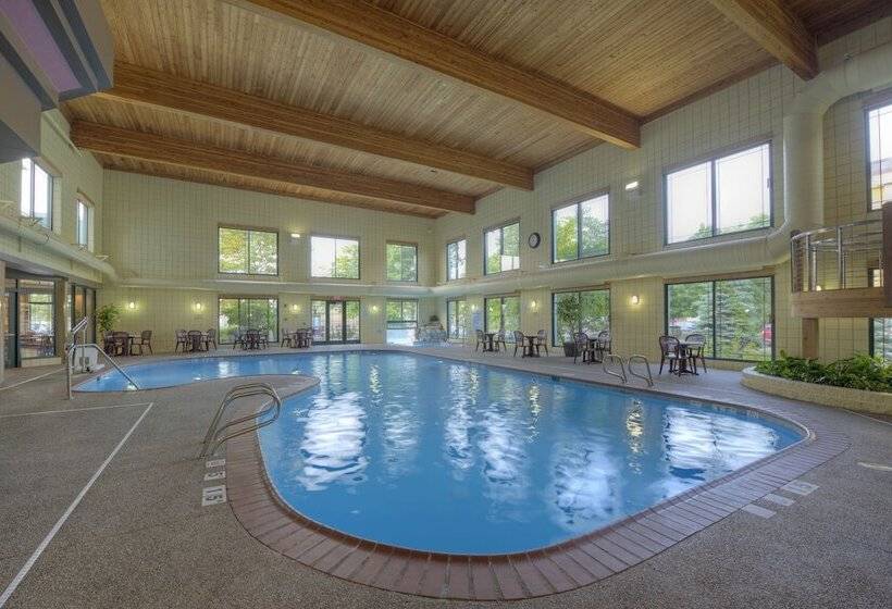 ホテル Holiday Inn Express Holland, An Ihg