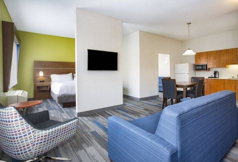 فندق Holiday Inn Express Kansas City   At The Legends!, An Ihg