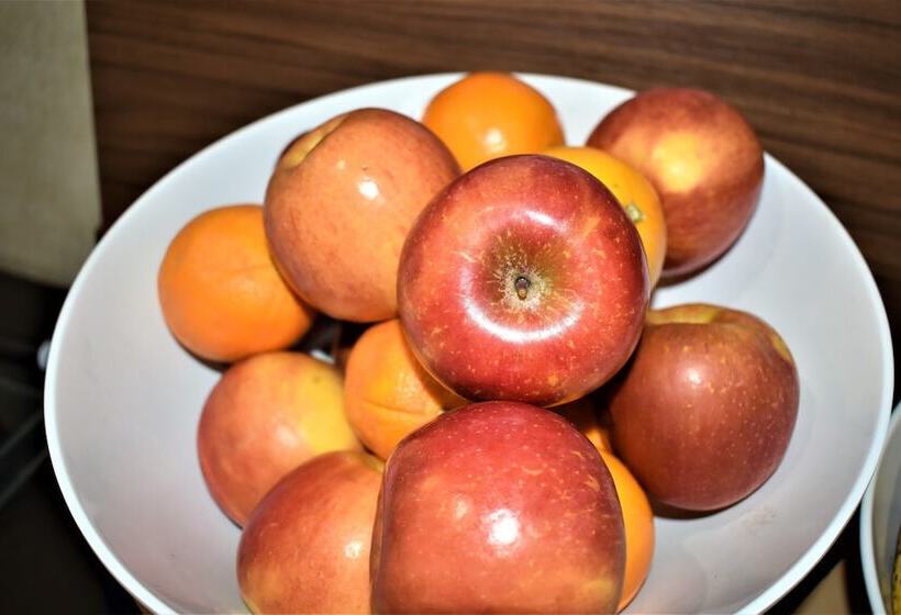 בית מלון כפרי Holiday Inn Express Kansas City Liberty Missouri, An Ihg