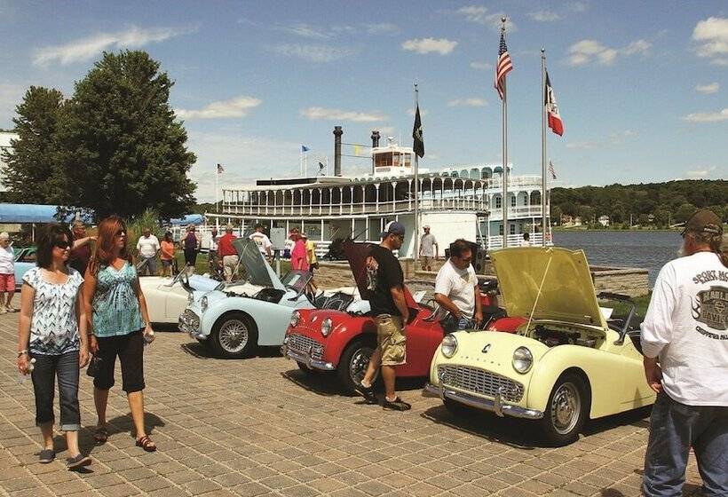 호텔 Holiday Inn Express Le Claire Riverfront Davenport, An Ihg