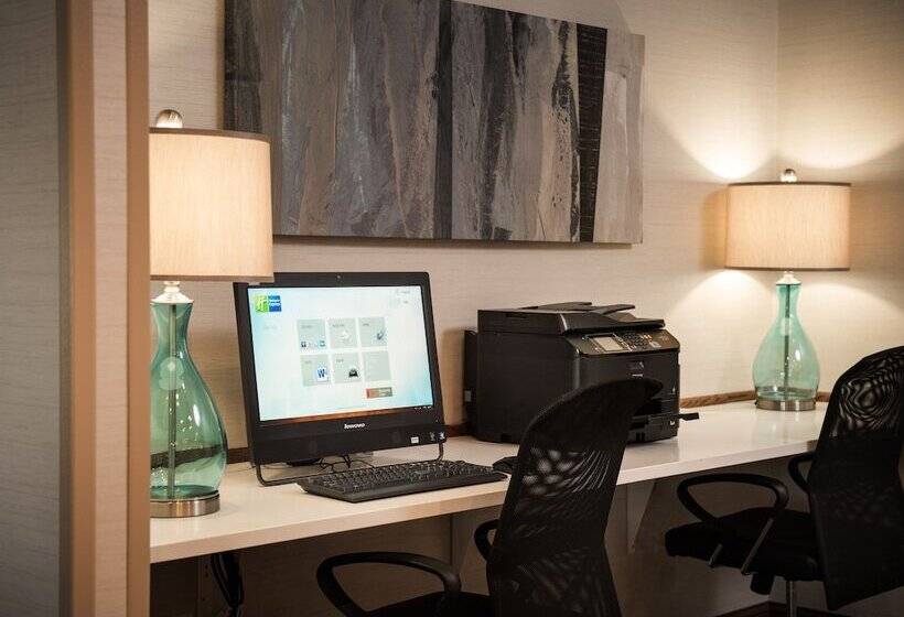 호텔 Holiday Inn Express Le Claire Riverfront Davenport, An Ihg