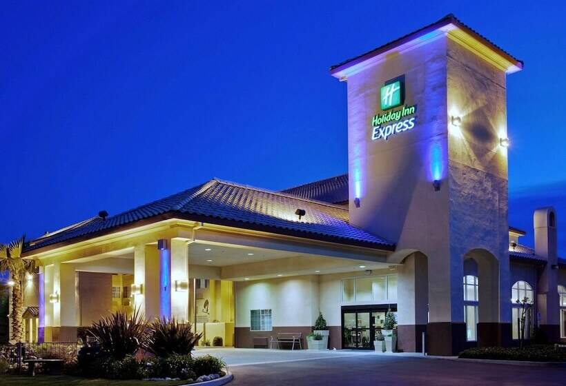 酒店 Holiday Inn Express Madera, An Ihg