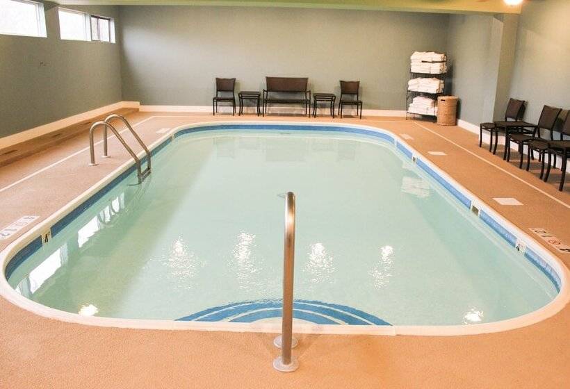 ホテル Holiday Inn Express Osage Beach   Lake Of The Ozarks, An Ihg