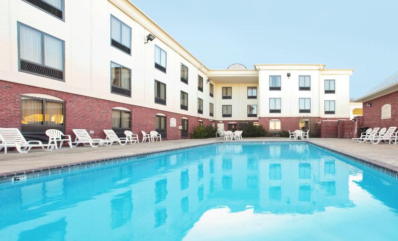 فندق Holiday Inn Express & Suites Pine Bluff/pines Mall, An Ihg
